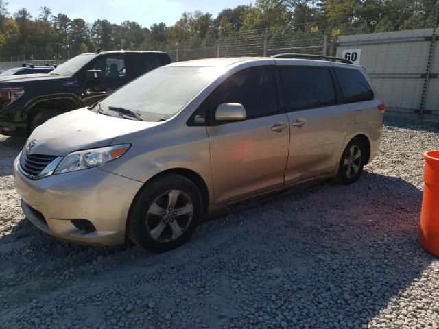 2012 Toyota Sienna LE