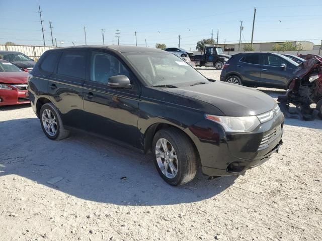 2014 Mitsubishi Outlander SE