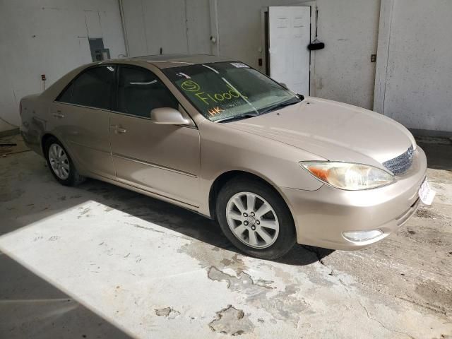 2004 Toyota Camry LE