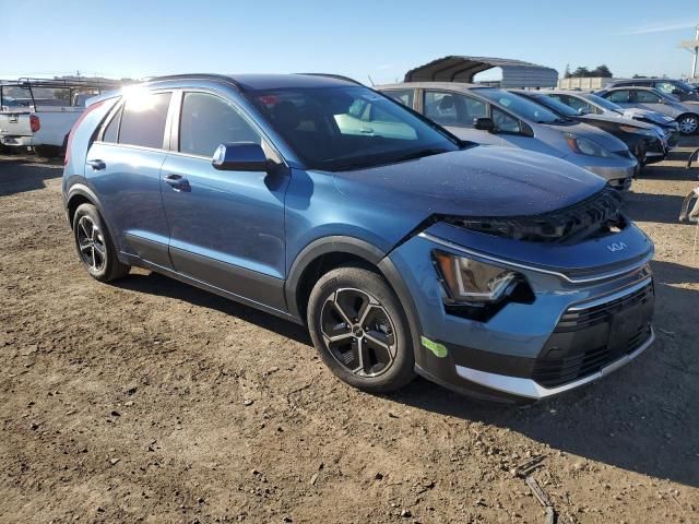 2023 KIA Niro EX