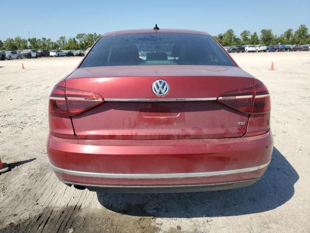 2018 Volkswagen Passat SE