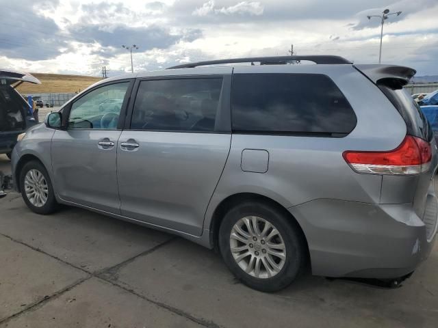 2011 Toyota Sienna XLE