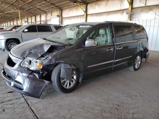 2015 Chrysler Town & Country Limited Platinum