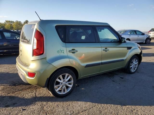 2013 KIA Soul +