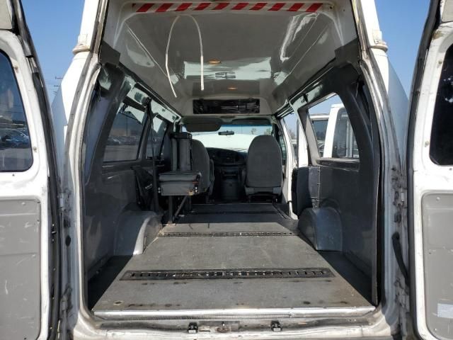 2003 Ford Econoline E250 Van