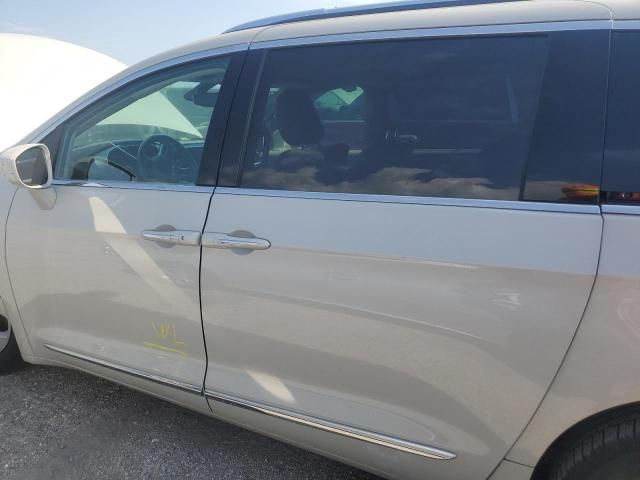 2017 Chrysler Pacifica Touring L Plus