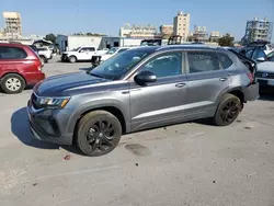 Volkswagen Vehiculos salvage en venta: 2024 Volkswagen Taos SE