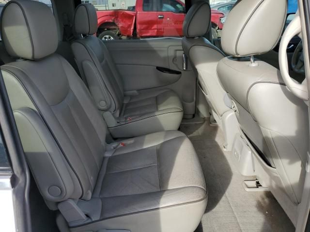 2011 Nissan Quest S