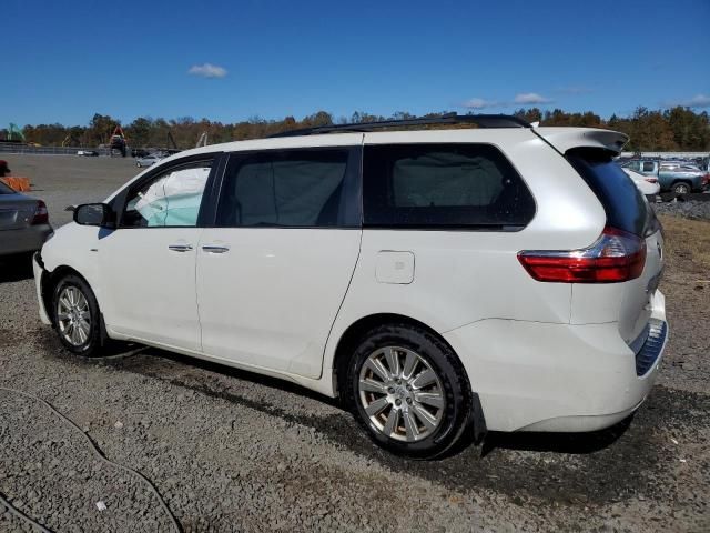 2017 Toyota Sienna XLE