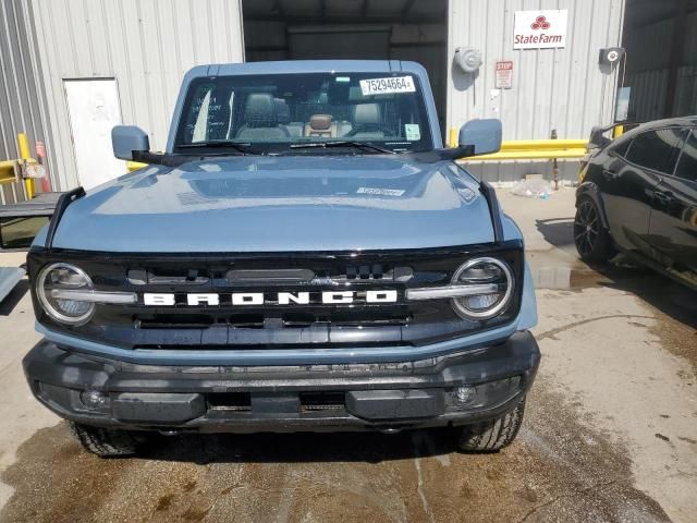 2024 Ford Bronco Outer Banks