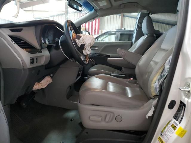 2015 Toyota Sienna XLE