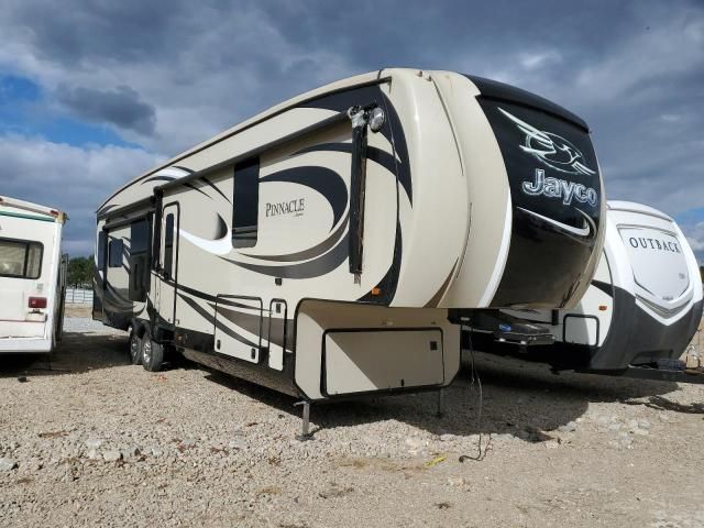 2016 Jayco Pinnacle