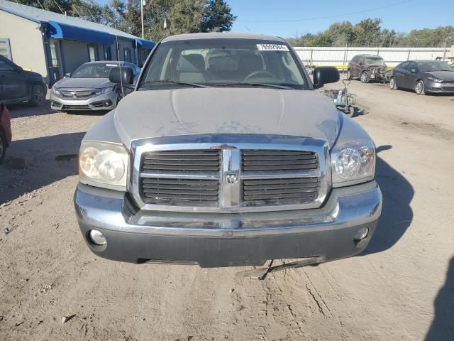 2005 Dodge Dakota Quad SLT