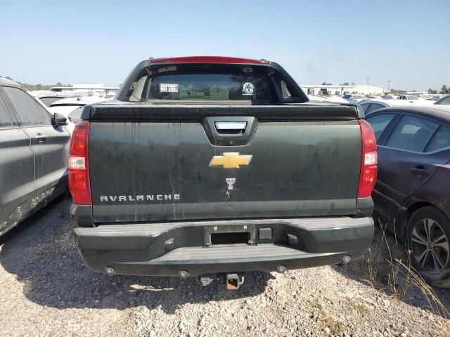 2013 Chevrolet Avalanche LS