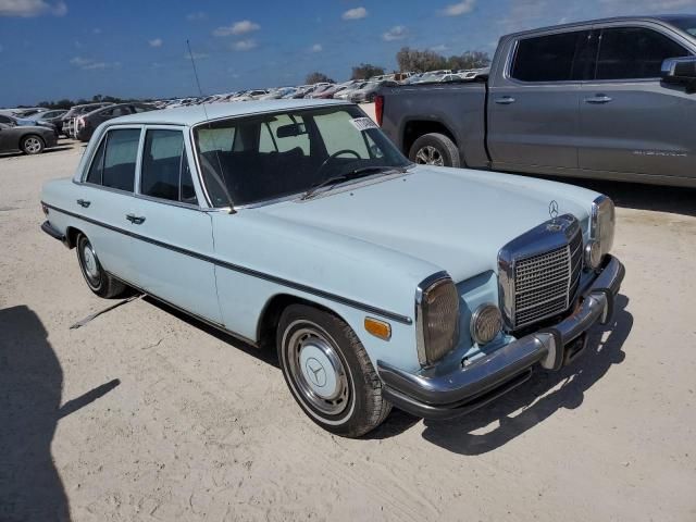 1973 Mercedes-Benz 280