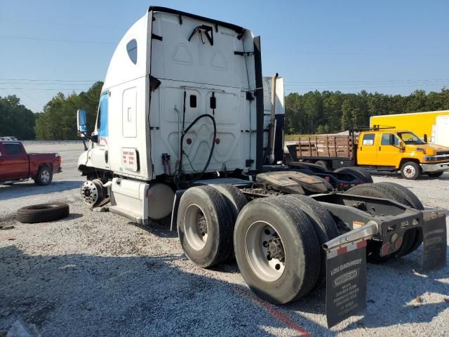 2012 Freightliner Cascadia 125