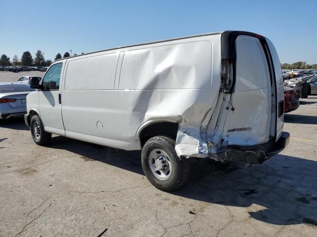 2017 Chevrolet Express G2500