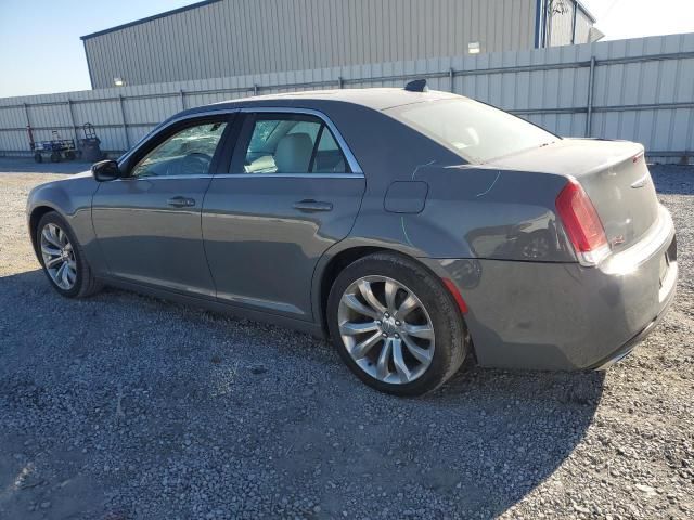 2019 Chrysler 300 Touring