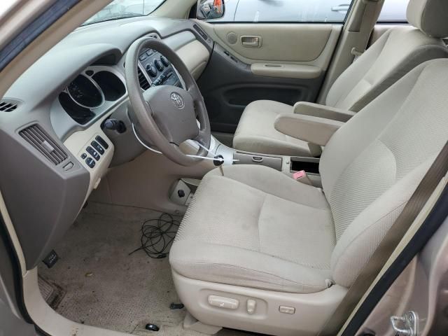 2004 Toyota Highlander Base