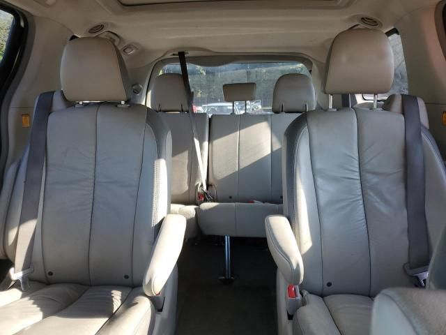 2011 Toyota Sienna XLE