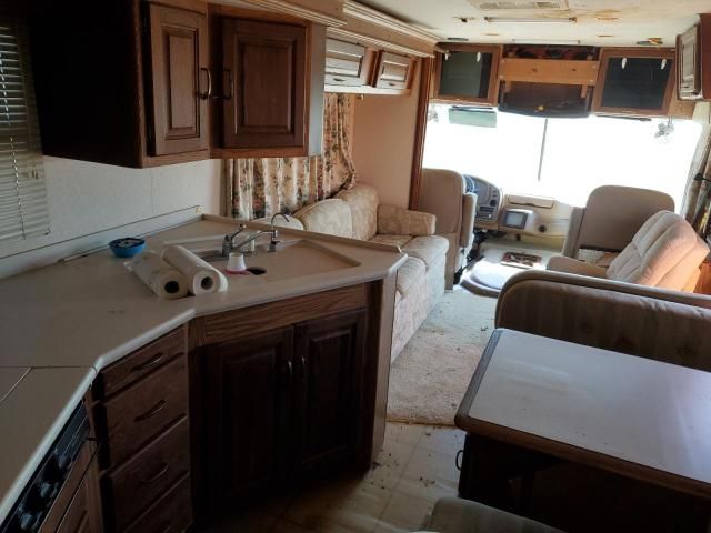 2003 Doli 2003 Workhorse Custom Chassis Motorhome Chassis W2