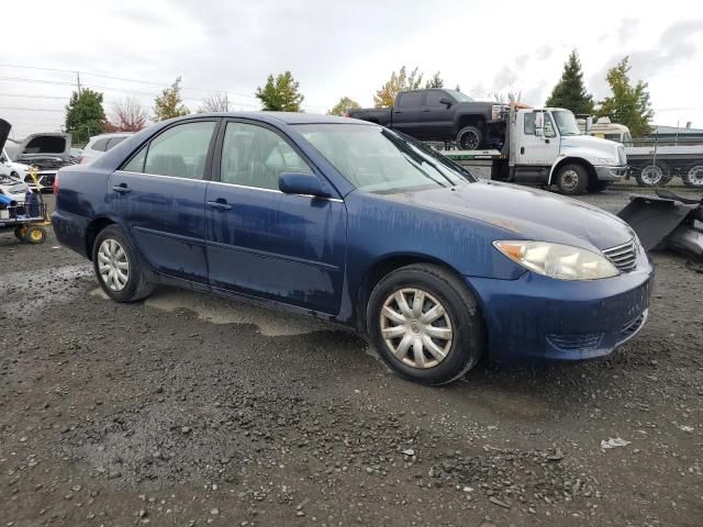 2005 Toyota Camry LE