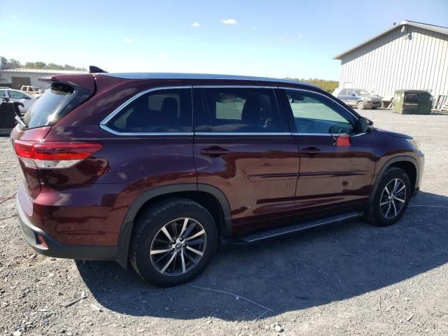 2018 Toyota Highlander SE