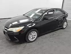 2016 Toyota Camry LE en venta en Wilmer, TX