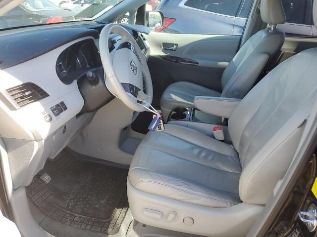 2011 Toyota Sienna XLE