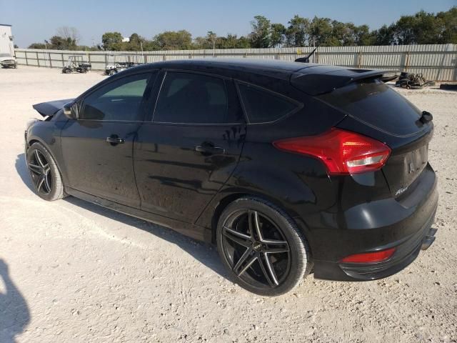 2017 Ford Focus ST