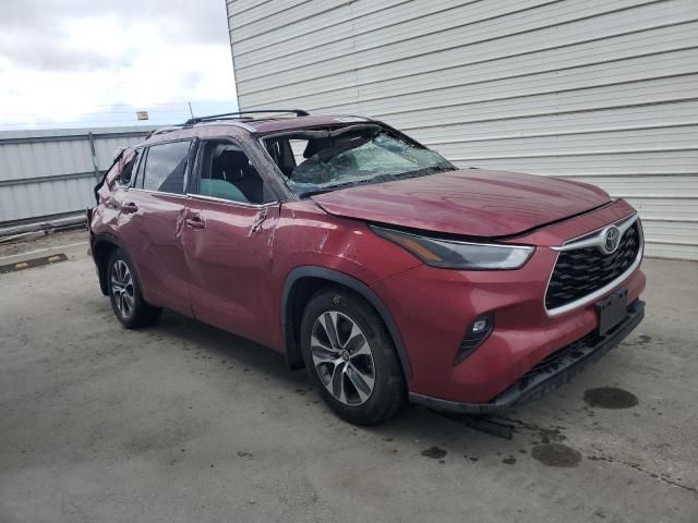 2022 Toyota Highlander XLE