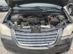 2010 Chrysler Town & Country LX