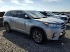 2017 Toyota Highlander SE