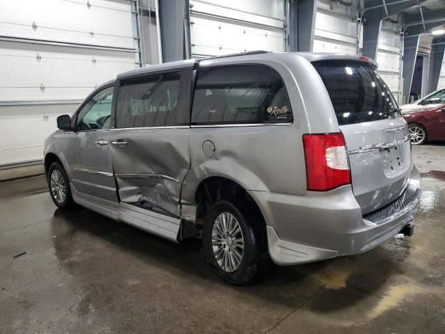 2014 Chrysler Town & Country Touring L