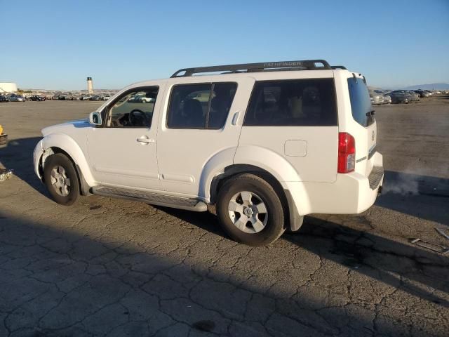 2006 Nissan Pathfinder LE