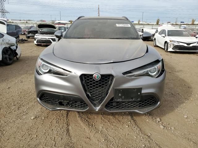 2018 Alfa Romeo Stelvio TI Sport