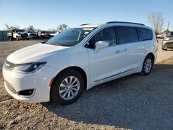 Salvage cars for sale at Kansas City, KS auction: 2017 Chrysler Pacifica Touring L