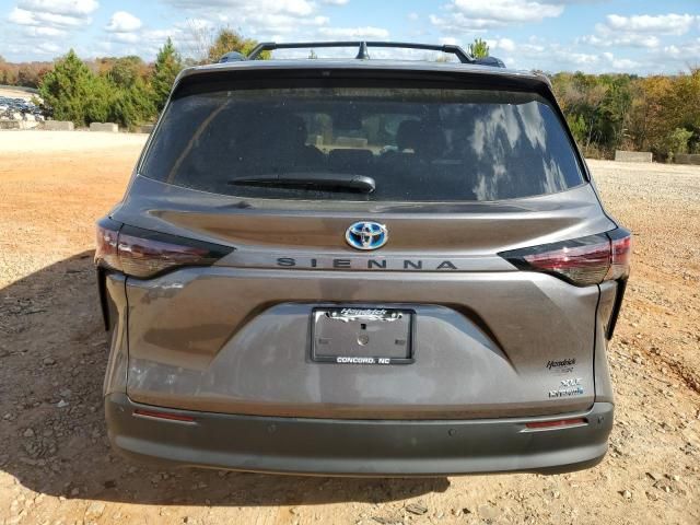 2024 Toyota Sienna XLE