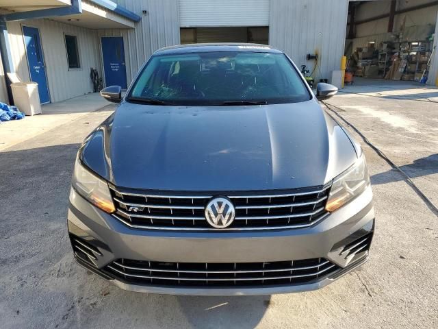 2017 Volkswagen Passat R-Line