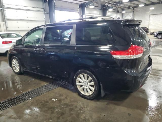 2013 Toyota Sienna XLE