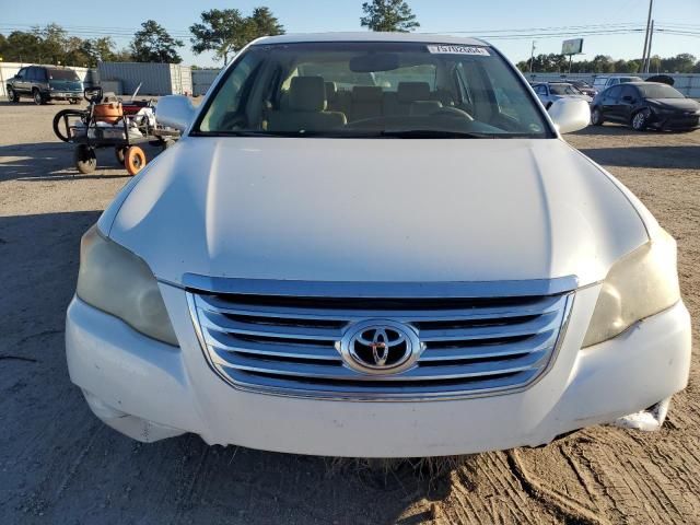 2010 Toyota Avalon XL