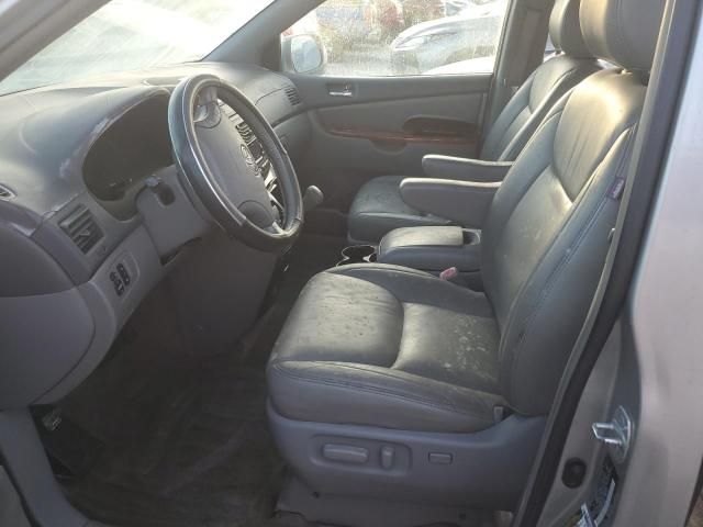 2006 Toyota Sienna XLE