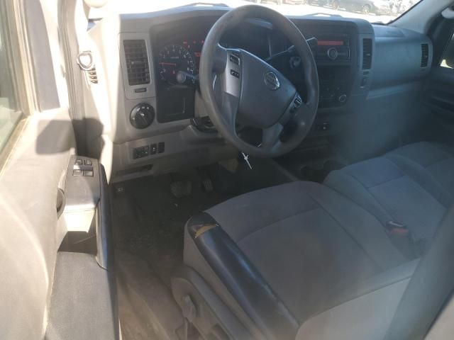 2012 Nissan NV 3500 S