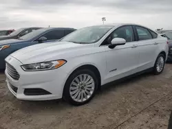 Carros dañados por inundaciones a la venta en subasta: 2014 Ford Fusion S Hybrid