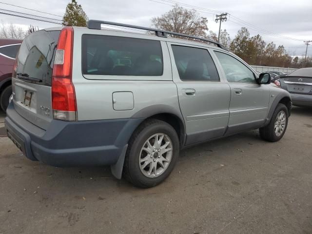 2004 Volvo XC70