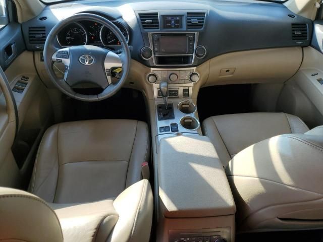 2013 Toyota Highlander Base