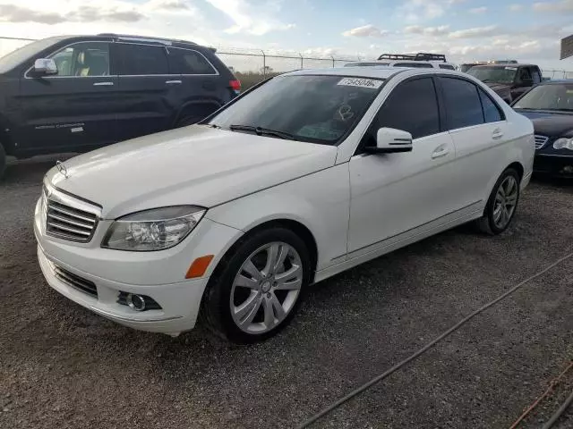 2011 Mercedes-Benz C300