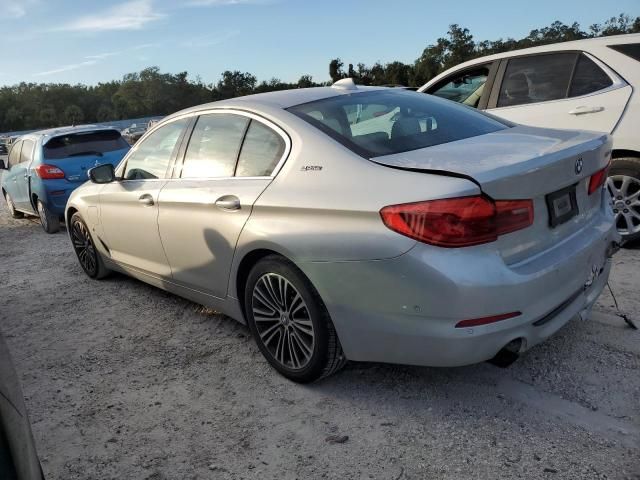 2019 BMW 530E