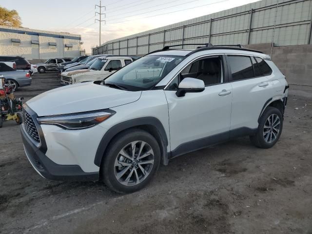 2022 Toyota Corolla Cross XLE