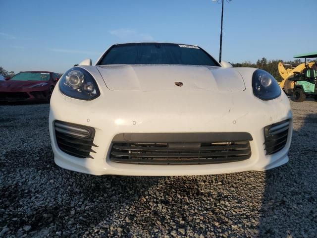 2015 Porsche Panamera GTS